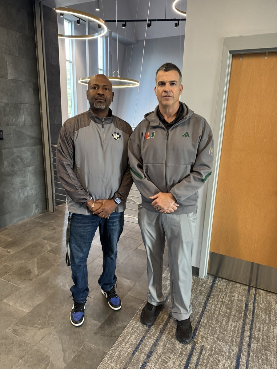 CoachJTW's tweet image. Thanking God for another Great Day at Douglas County!! Over 10 college visits today with 3 Head Coaches coming to see our Student Athletes!! #OutworkYesterday