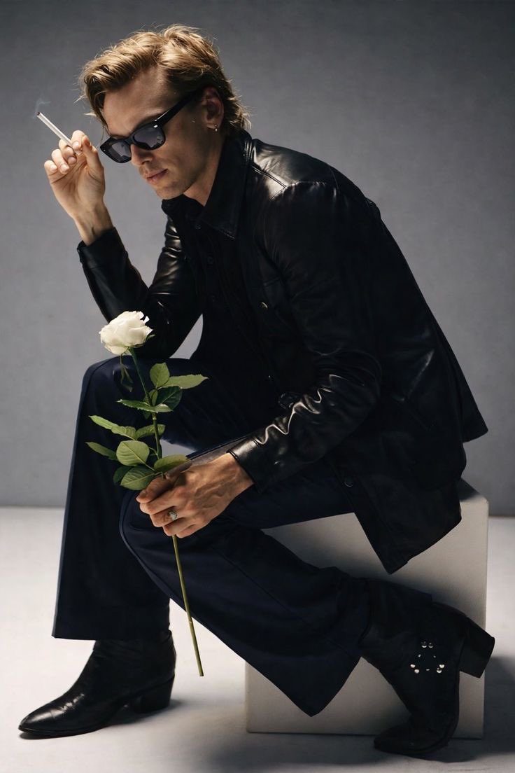 JamieIsDada's tweet image. me.                                     the man i stan.