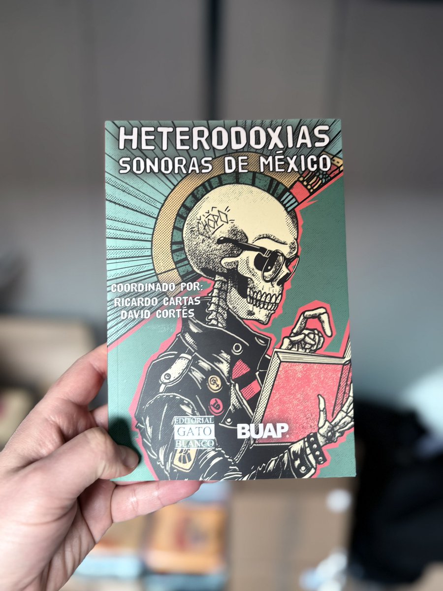 Ejemplares aún disponibles en Amazon (¡nos quedan pocos!): a.co/d/7ExB7UB

‘Heterodoxias sonoras de México’, un libro coordinado por David Cortés y <a href="/ricardocartas/">XEl CartasX</a>.

Una coedición con la <a href="/BUAPoficial/">BUAP</a> <a href="/dgpBUAP/">Publicaciones BUAP</a>