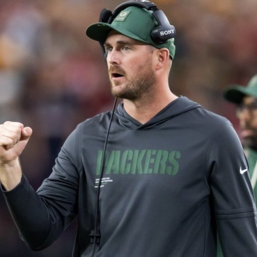 AdamSchefter's tweet image. Sources: Eagles are hiring Packers QB Coach Sean Mannion as their offensive coordinator. Mannion interviewed twice for the Eagles OC job and now will be moving on from Green Bay.