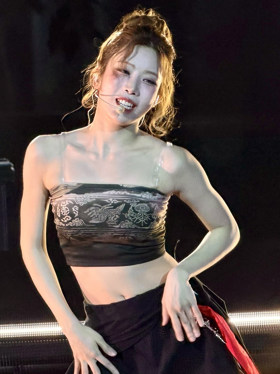 260123 <Grand Club Icarus> Warsaw
#KimLip #김
#아르테미스 #ARTMS 
#ARTMSinWarsaw 
#grandclubicarus #Grand_Club_Icarus