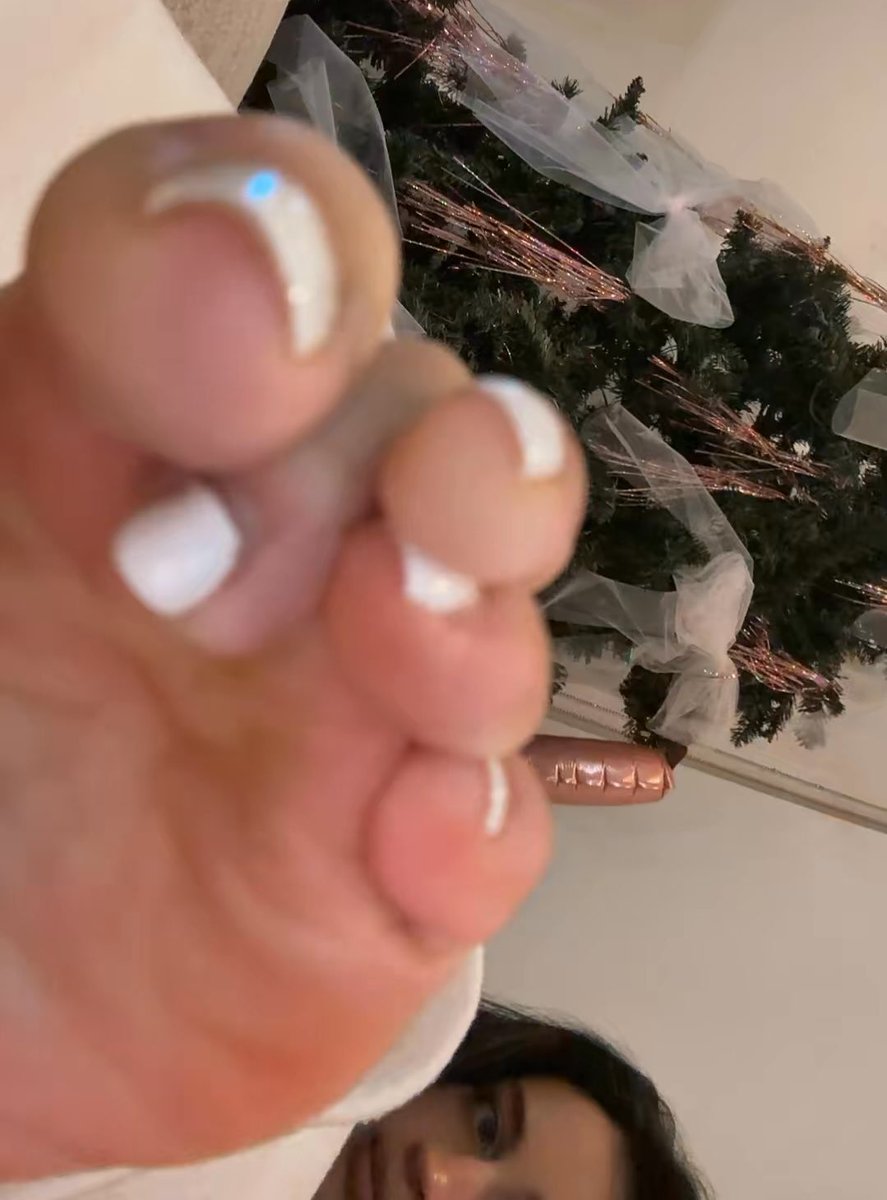 queensusanx's tweet image. hi atms