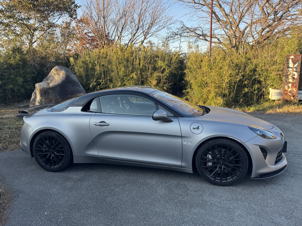 Enstone131's tweet photo. #私の愛車のグレード
Alpine A110S Enstone Edition
#alpinea110 #alpinea110s #a110senstoneedition #alpinecars #a110s #alpine #a110 #enstone #alpinepassion https://t.co/P9ObfGMwGU