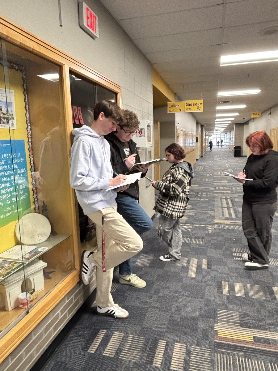 Amanda Hodge tweet media