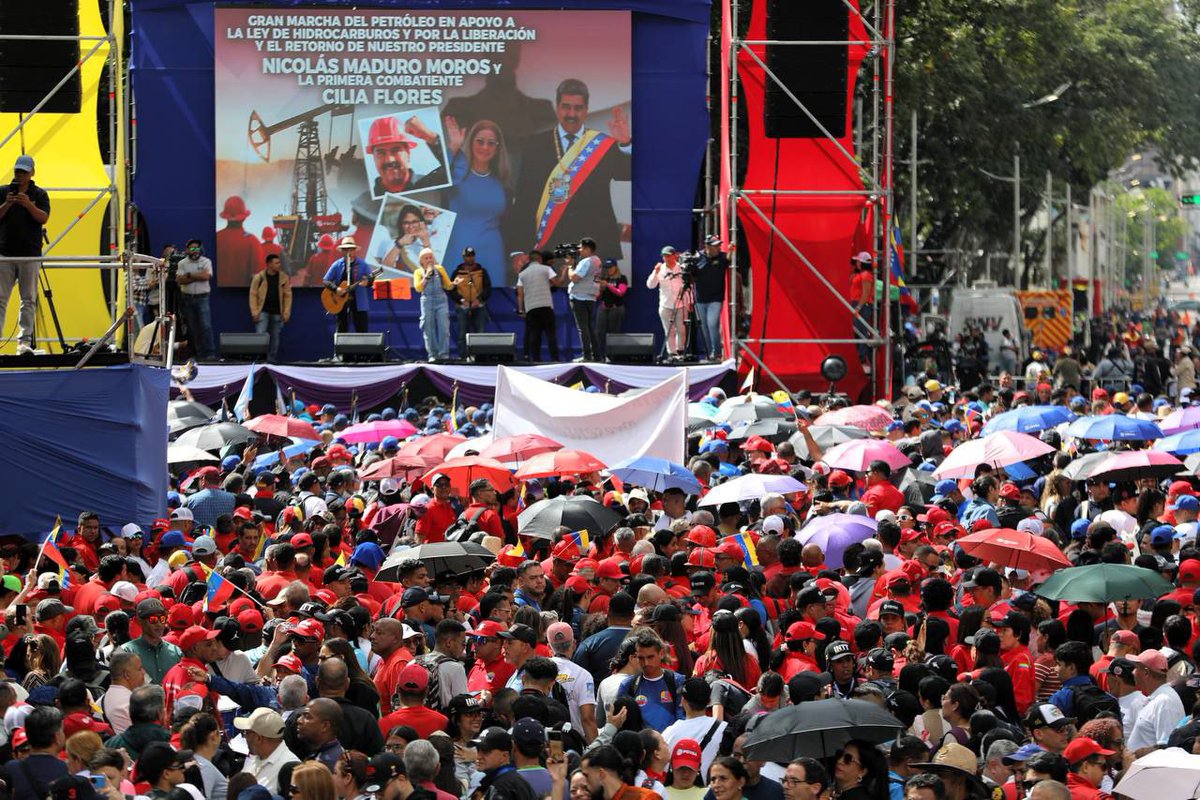 Venezuela da la bienvenida a la inversión externa y nacional, orientada al desarrollo productivo en las áreas de petróleo, gas y petroquímica, como parte de la estrategia para fortalecer y diversificar la industria energética del país
#BridgertonS4 
#GHDuoGala4 
#Iran 
#BBMzansi