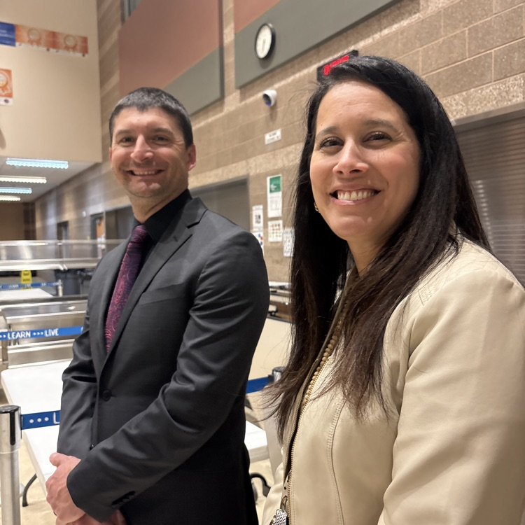 cmsd12's tweet image. Another huge crowd at CMJH for 6th grade orientation for GCE and BME. Welcome future Lions!