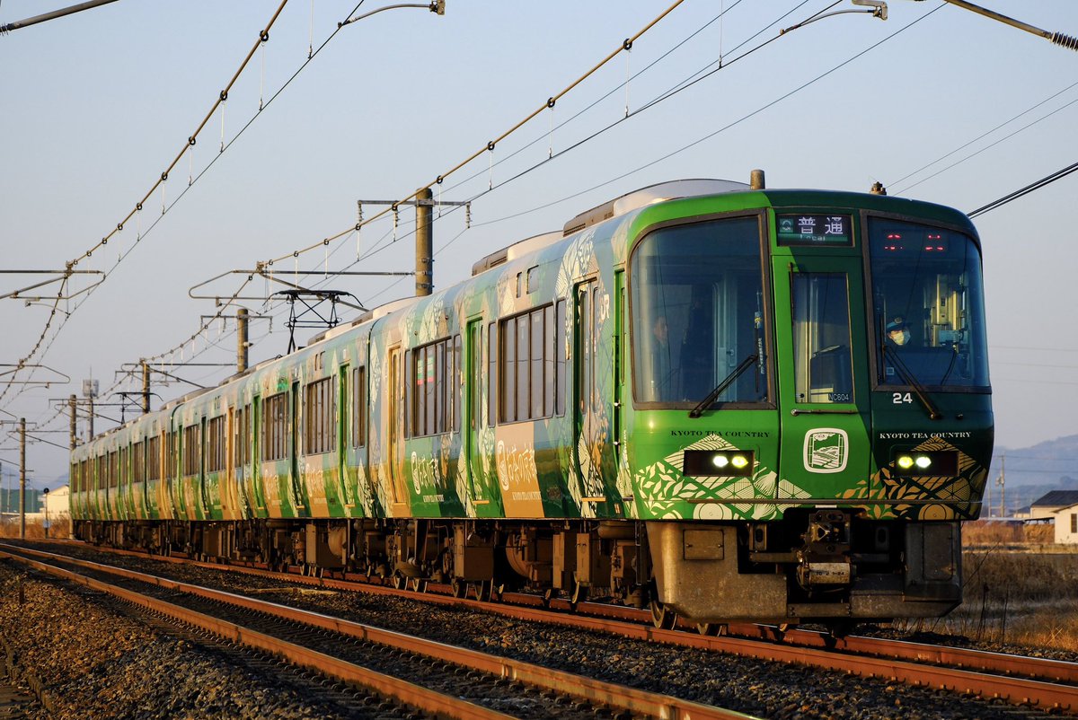 お茶の京都も残りあとわずか #221系 #NC604