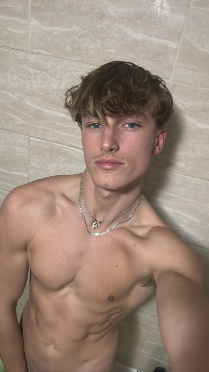 Oliver D tweet media