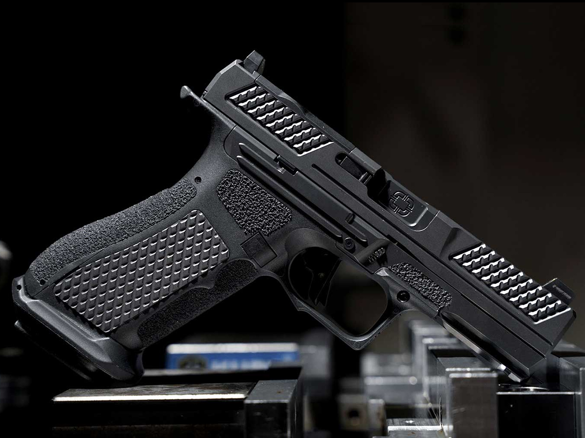 First Look: Shadow Systems AXIO Pistols: gundigest.com/handguns/shado…