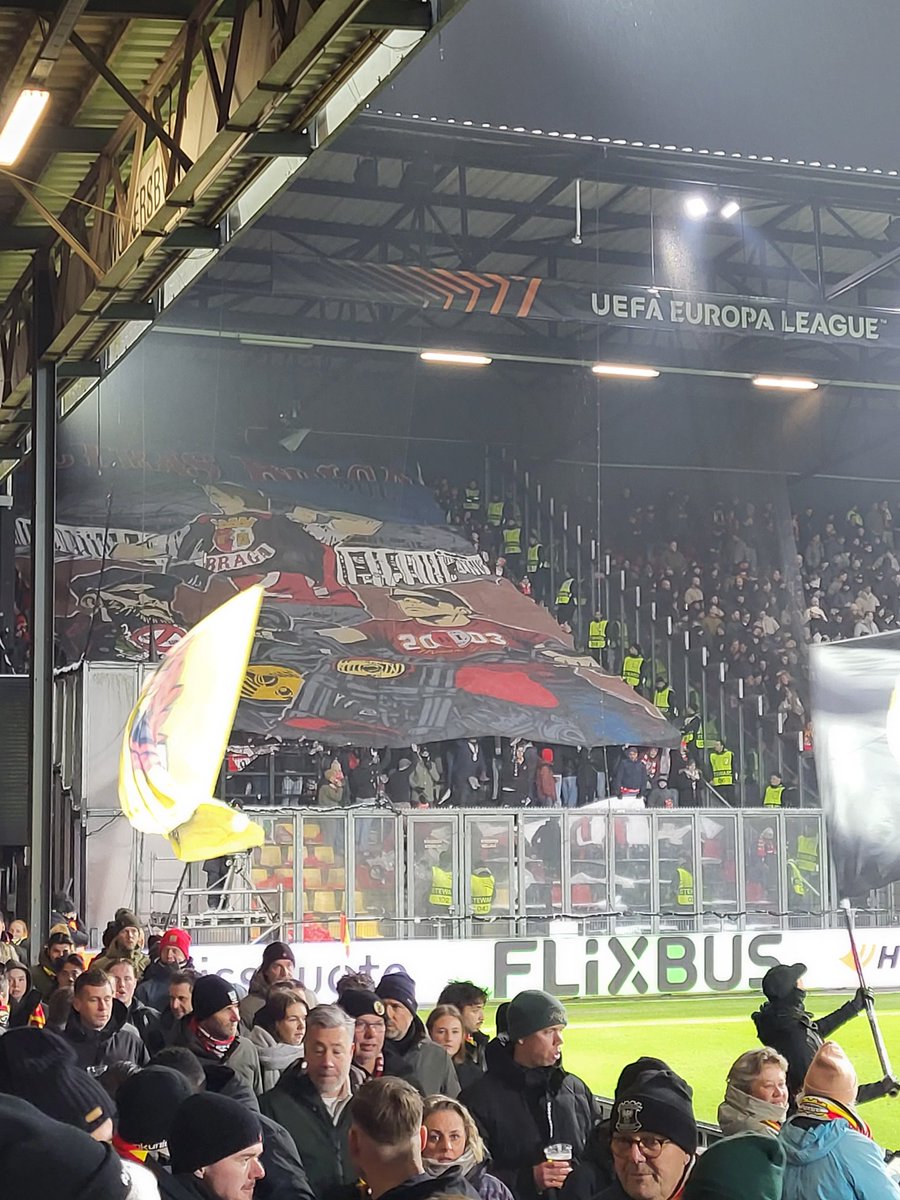 MarcoGAE's tweet photo. Als best presterende Nederlandse ploeg verlaten wij met opgeheven hoofd de Europa League. Het was een geweldig avontuur. π¦
β€οΈπ
#GAEscb #goaheadeagles #UEL https://t.co/Tuu3PvnRcR