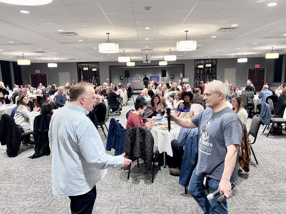 Angela's House tweet media