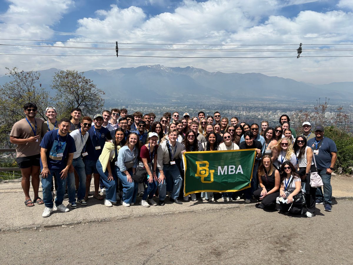 Interested in building your skills, expanding your network and gaining global insights? Round 1 applications for the Full-Time MBA Summer 2026 term are open! Apply today: hankamer.baylor.edu/mba/full-time/…