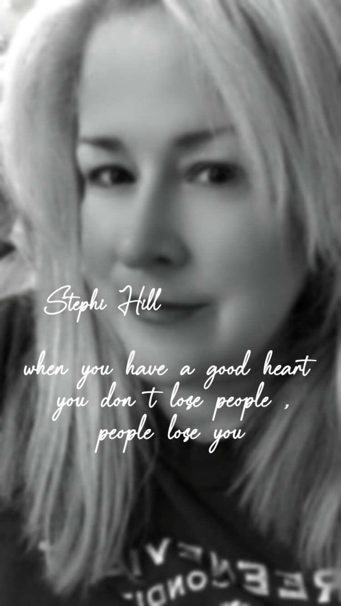 Gold E. Loxx ✨ tweet media