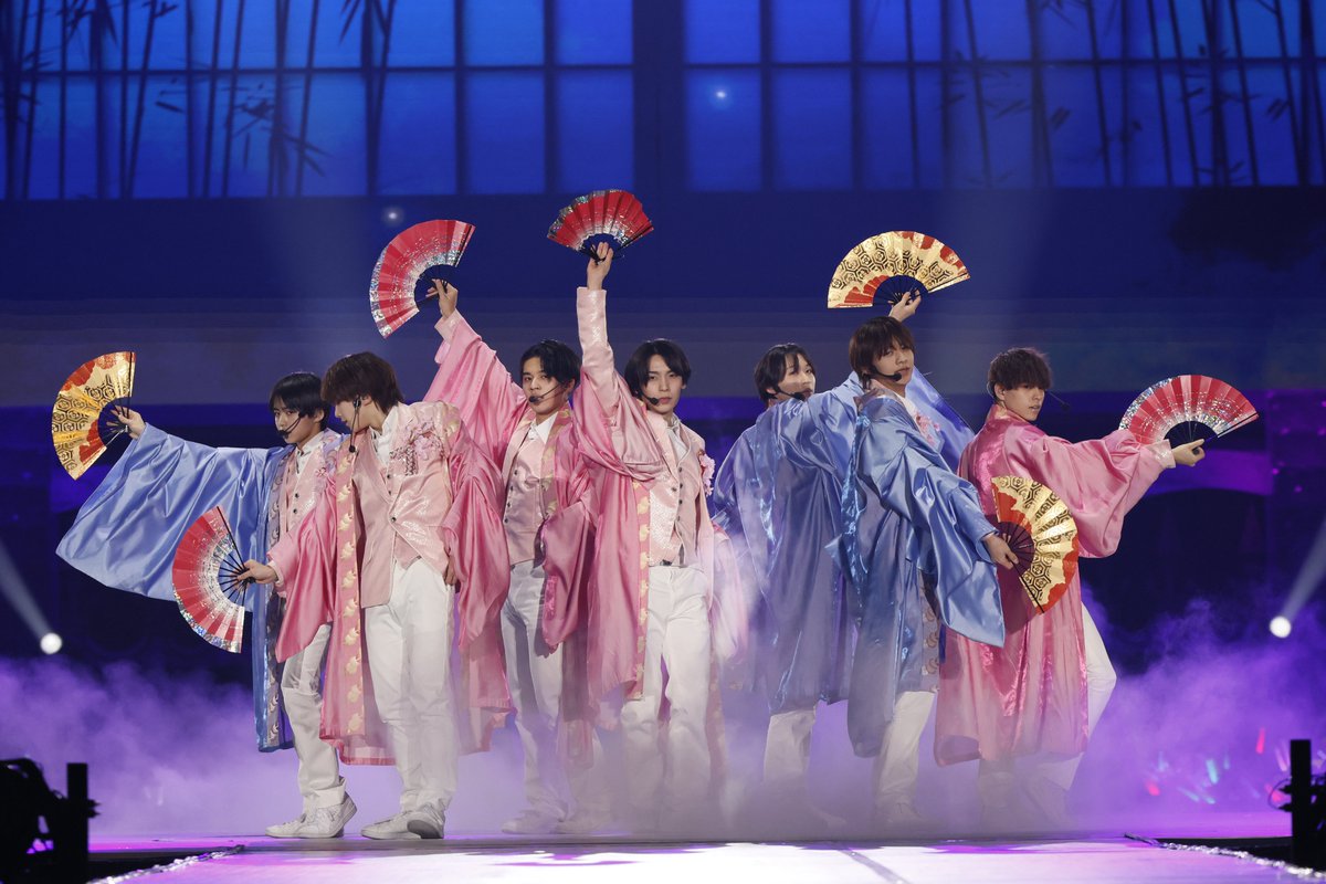 modelpress's tweet photo. 【ジュニア STAR to FESTIVAL 2026🌟】

STARTOジュニア77人、フェス形式で
豪華パフォーマンス❗️

1年ぶり合同ライブでの成長魅せる💫
東西ジュニア・先輩後輩コラボコーナーも

✍ライブレポ＆写真全13枚
https://t.co/5s8zuIqlcp

#スタフェス https://t.co/k5cPt8v7pQ