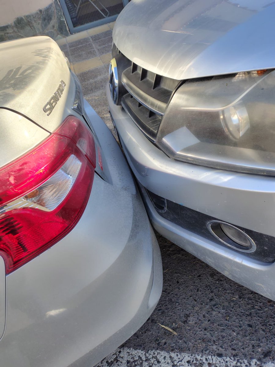 SALIS DEL LABURO, VAS A TU AUTO Y TE ENCONTRÁS CON ESTO. ¿QUÉ HACÉS?