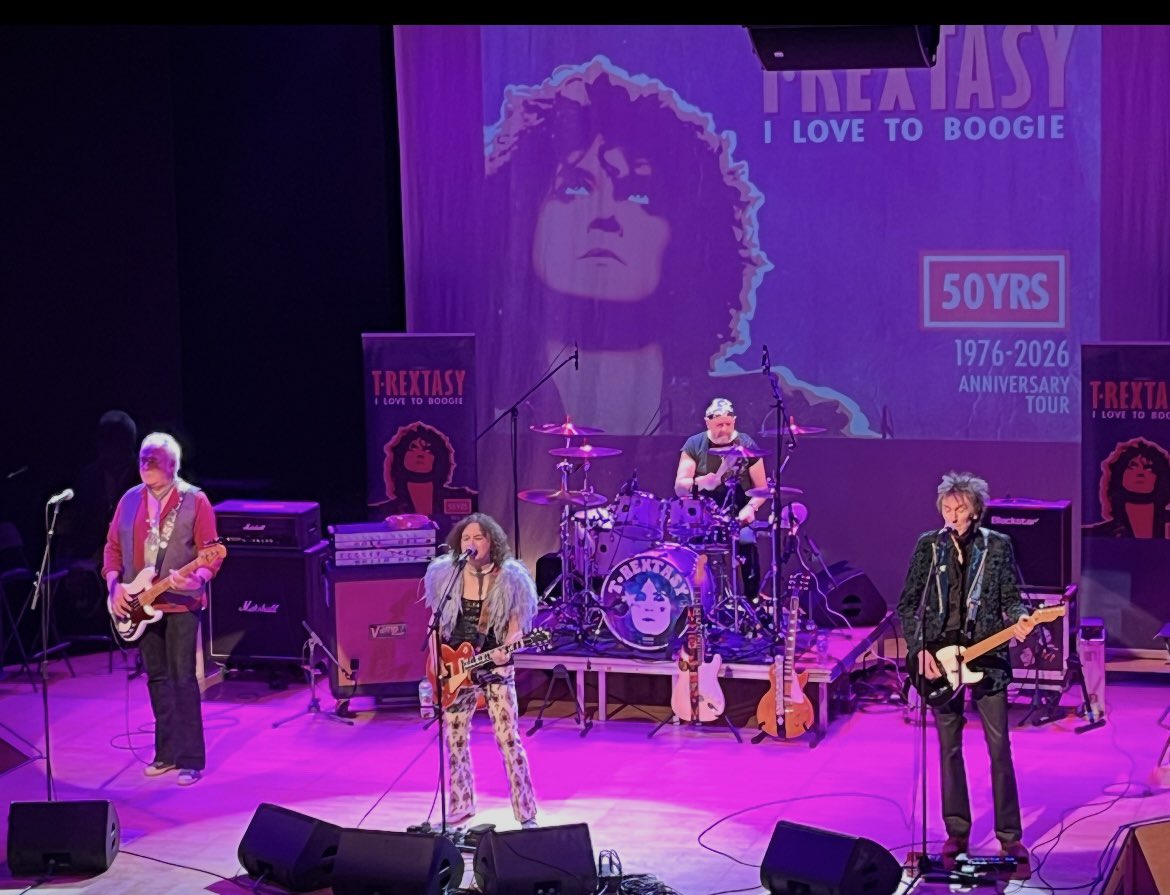 TRextasyBand's tweet photo. What a fabulous gig at The Stables Theatre, Wavendon tonight. You never let us down. Another sell/out - thank you all so very much. In excellent voice! Photos by @RobinCarr57 #trex #marcbolan #trextasy @BBC3CR @T_Rex_Official @MarcBolan1977 @StablesMK #bucks #buckinghamshire https://t.co/4PqGog1YAy