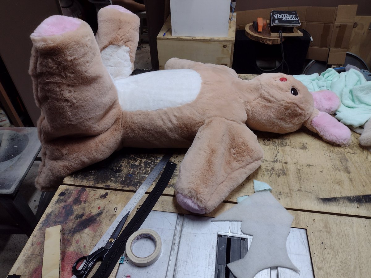 ric_brandt's tweet photo. Almost done with a bunny bitchsuit. https://t.co/KtSmjrKY6T