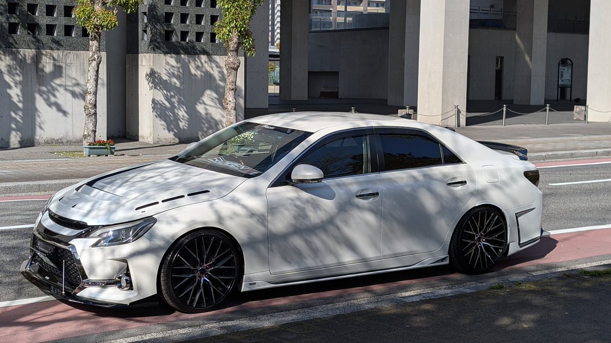 Gzr9o3XFVg54080's tweet image. #1月30日は130マークXの日
＃ROWEＮ
最近乗ってないので過去写メですいません😅