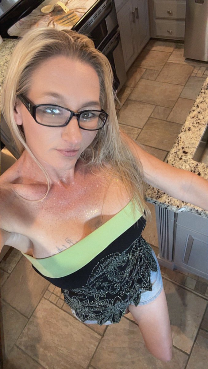 GamerAmy tweet media