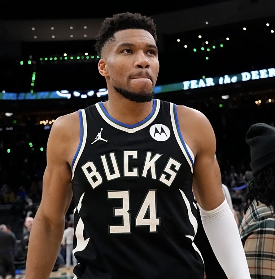 BREAKING: The Milwaukee Bucks are finalizing a deal to send Giannis Antetokounmpo to the Knicks for a package centred around Karl-Anthony Towns as part of a multi team trade with the Portland Trailblazers, sources tell <a href="/espn/">ESPN</a>.