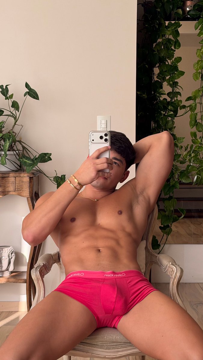 Emilio Contento Oficial tweet media