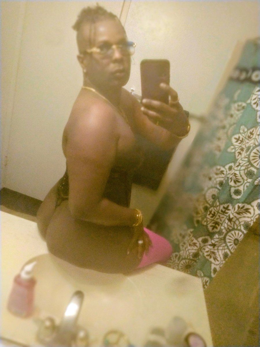 MauricePatton17's tweet photo. I COME #CAKE 🍑 BY THE #POUND 😏😜🍑🍑🔥🥵
#SEXYBOI #VEGAS #BOTTOM #VEGASBOTTOM #PRETTYBOI #CURLYHAIR #SUBMISSIVE #PRETTYBOI #CHOCOLATE #CAKES #MODELBOI #MIXED #PRETTYBOTTOM #SEXY 😜😏🍑🔥🔥😈 https://t.co/LdbD9VnHZJ