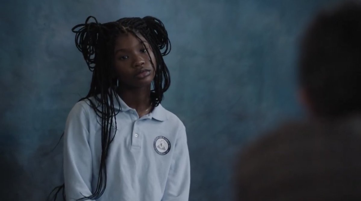 chaoticblkgirl's tweet image. hold on cause chloe ATEEEE