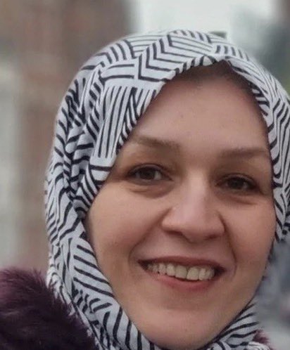 LeviAckerman403's tweet photo. یادتونه قول دادیم تک تکشون رو پیدا کنیم و آسایش نذاریم واسشون؟ نتیجه تحقیقات طولانی مدت بنده از یک هسته جاسوسی خارج کشور که از لاریجانی ها هم خطرناک تره چون پنهان مونده اینه (نشر حدا��ثری بخصوص بچه های یونان و ایتالیا):
حجت الله رحمانی با سابقه سفارت انگلیس، کویت و بحرین که دولت بحرین به جرم جاسوسی اخراجش کرد و آخرین بار سفیر دوم یونان بوده. حالا چرا مهمه؟ همه خانواده در خارج از کشورن و نباید آرامش داشته باشن چون دارن با پول ملت حسابی کیف میکنن
امین رحمانی پسرش تا پارسال میلان بوده عکس امین رو گذاشتم اینجا، شدیدا ذوب در ولایت و سرباز آقاست با اینکه همش خارج از کشور بوده و ایتالیا زندگی کرده
معین رحمانی آتن یونان زندگی میکنه
اسم زن آقای سفیر هم الهام خزاعی اسلام شناسه
حجم پولشویی و پولی که در این چند سال خارج کردن غیرقابل تصوره.
هرگونه اطلاعاتی در مورد افراد وابسته به رژیم که در این سطح فعالیت میکنن ولی پنهان موندن باید نشر حداکثری بشه.
نباید خواب و خوراک برای اینا بذاریم. بچه های یونان و ایتالیا اگر اطلاعاتی از این اشخاص دارید بگید. من در سطح اینترنتی نتونستم عکسی از همشون پیدا کنم کلا انگار فقط اسم هست ولی عکس الهام خزاعی و امین رحمانی رو گذاشتم براتون برای شناسایی

با تشکر از فالور ناشناس که برای من تیک آبی گرفت همشو یه جا بنویسم:))

تک تکتان. در هرکجای دنیا که باشید!
جاوید شاه
پاینده ایران