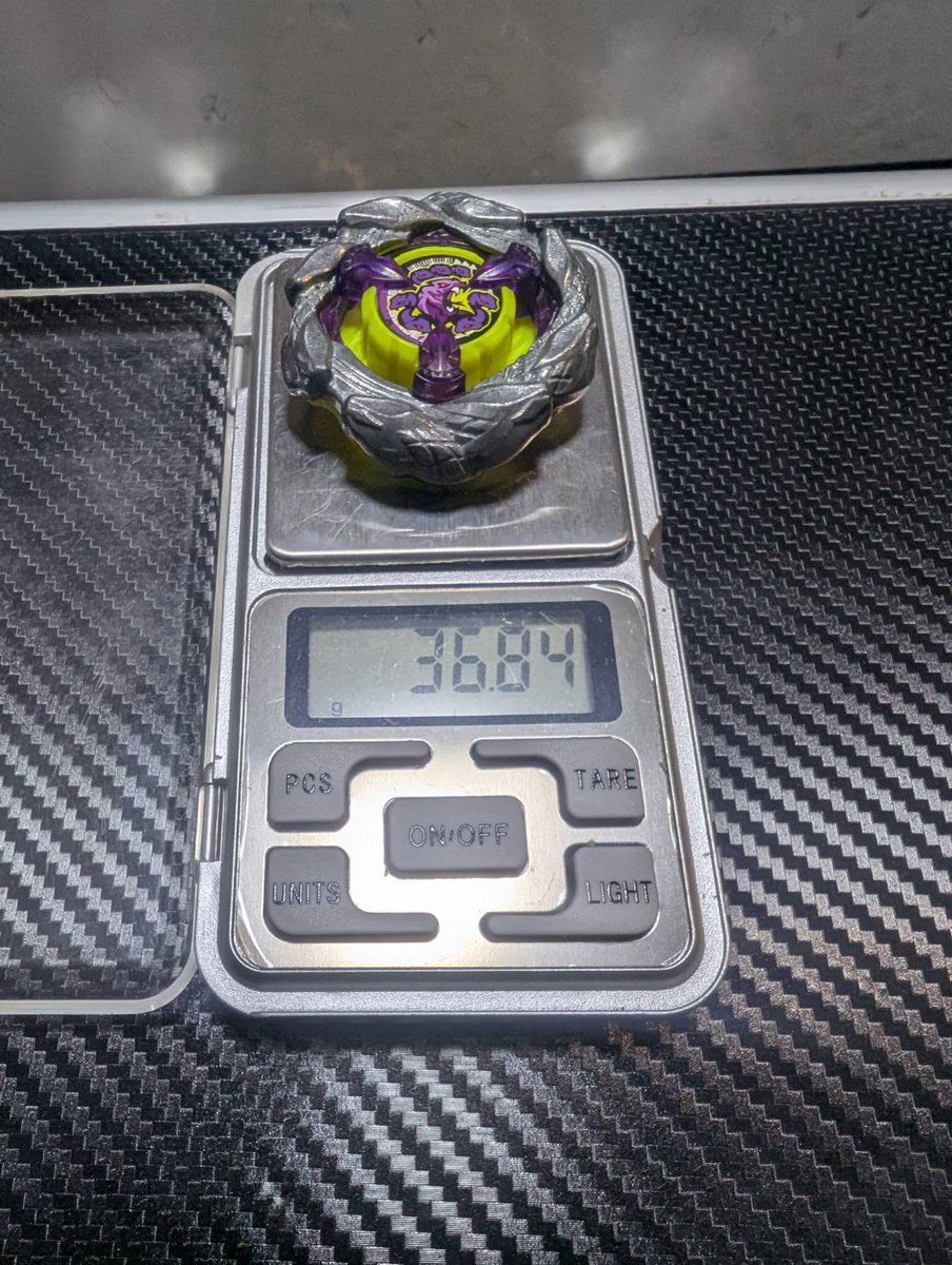 ベイブレードX #オロチクラスタ そー言えば うちのコかなり マッチョ