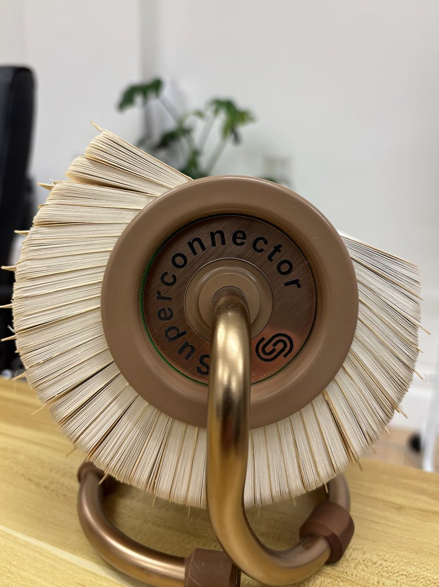 Superconnector's tweet photo. We’ve been heads down on something for a while.
Turns out: when you systematize trusted human relationships, interesting things happen.
– $1M+ generated by real people
– 70+ businesses already using it
This is Superconnector.
More coming soon. https://t.co/dX96DxM974