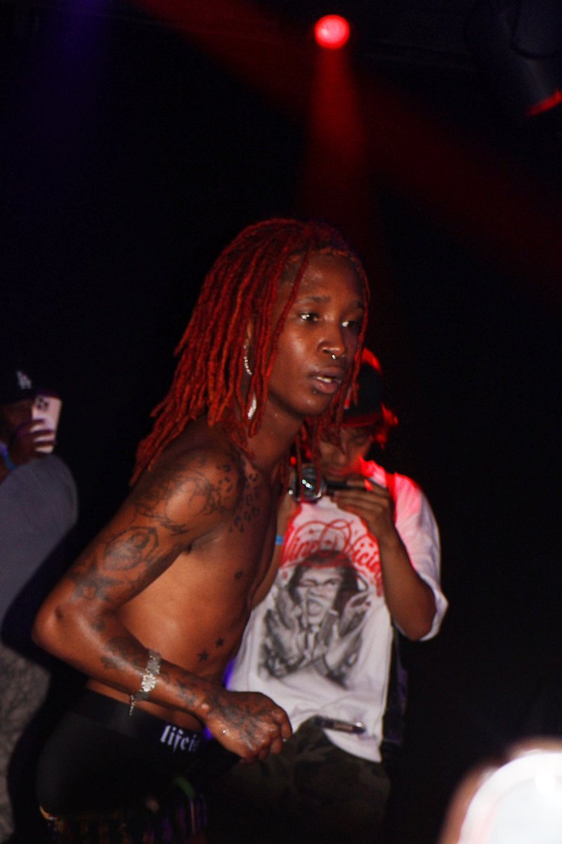 Dazed Within tweet media