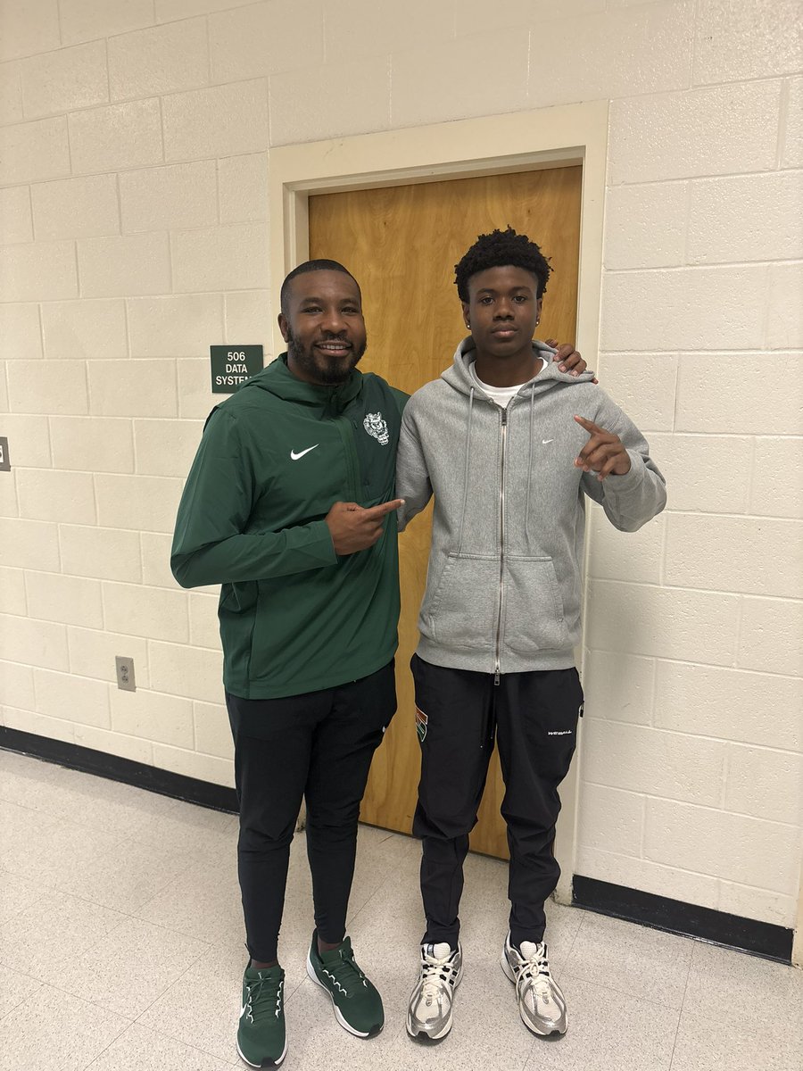 EXTREMELY BLESSED To Recieve a Division 1 Offer From UNC Charlotte!! <a href="/Coach_TBell/">Tre' Bell</a> <a href="/CharlotteFTBL/">Charlotte Football</a> <a href="/RecruitGeorgia/">Recruit Georgia</a> <a href="/One11Recruiting/">One11 Recruiting</a> <a href="/247Sports/">247Sports</a> <a href="/BridgeBoysFB/">Stockbridge Football</a> <a href="/DbCoachJulian/">Julian Colvard</a>