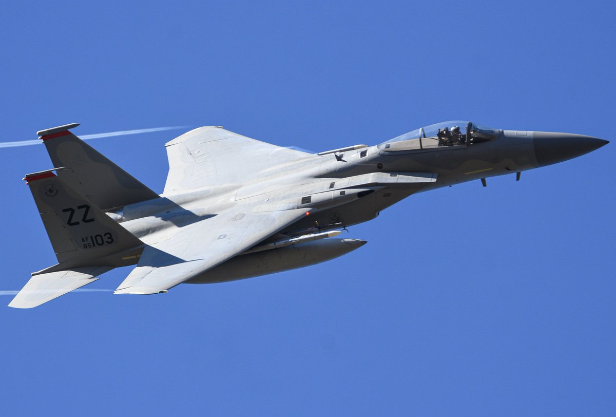 619_Aviation's tweet image. RAZOR21 flight of F-15Cs from the 144th FW the "Griffins" out of Fresno passing through point alpha of the SideWinder Low-Level.
#f15 #fresno #griffins #swll #fresno144thfw