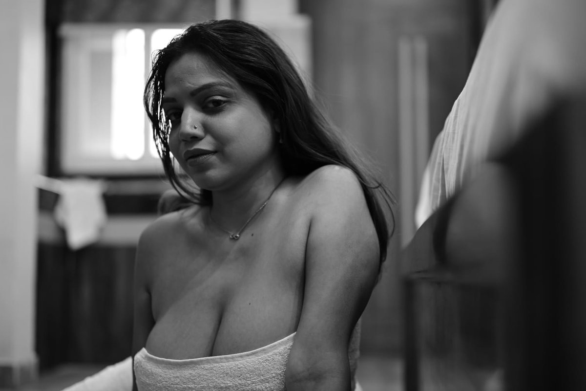 MeghnaPaul1994's tweet photo. Get unlimited 🔞 contents of mine  here 

https://t.co/fCbSTAQh8t https://t.co/Kox3YdwI5k
