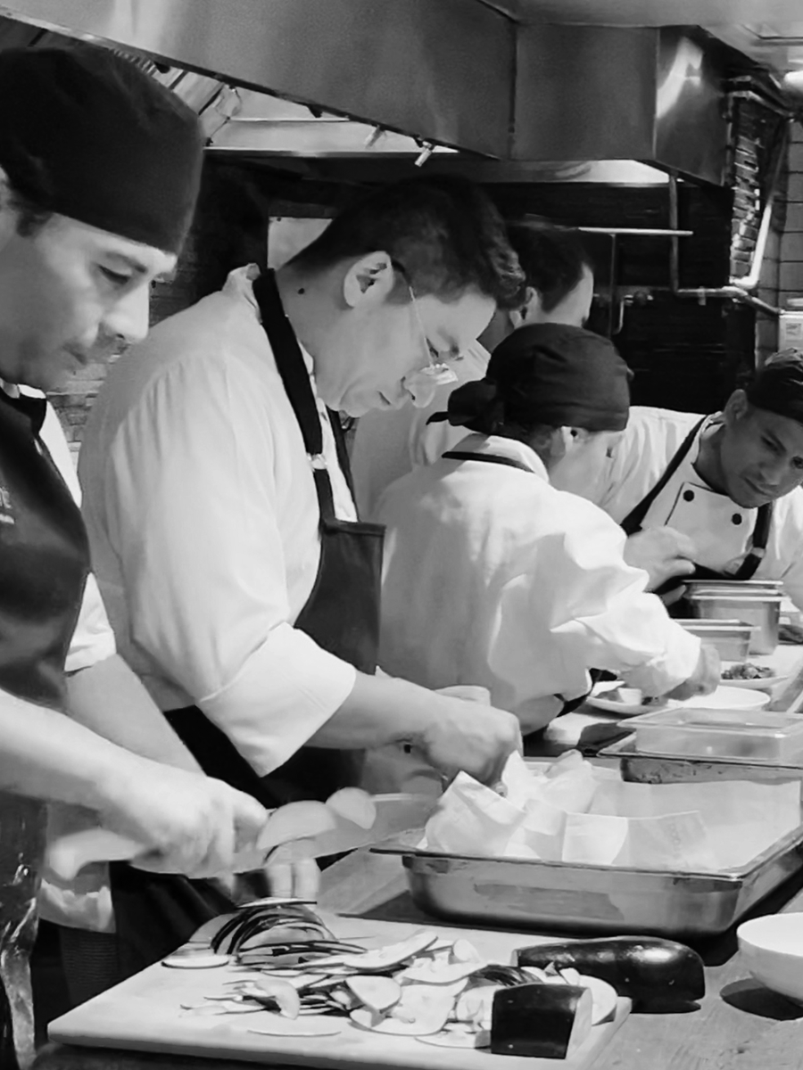 Cuando decimos que cada plato se hace con amor, nos referimos a esto 😊 

🏺 Nostos Lomas 
Monte Athos 415, Lomas de Chapultepec
📲: 55 8438 1350

🧿 Nostos Artz Pedregal
Artz Pedregal, planta baja
📲: 55 5206 8115

#nostosmx #greekcuisine