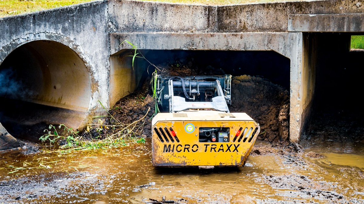 PipeManagement's tweet photo. Our MicroTraxx units work like mini excavators inside the pipe—removing heavy debris with precision while using far less water than traditional jetting.  Learn more about PMA's MicroTraxx and culvert cleaning at https://t.co/ZjCquJGUEk https://t.co/W9lMHuskSc