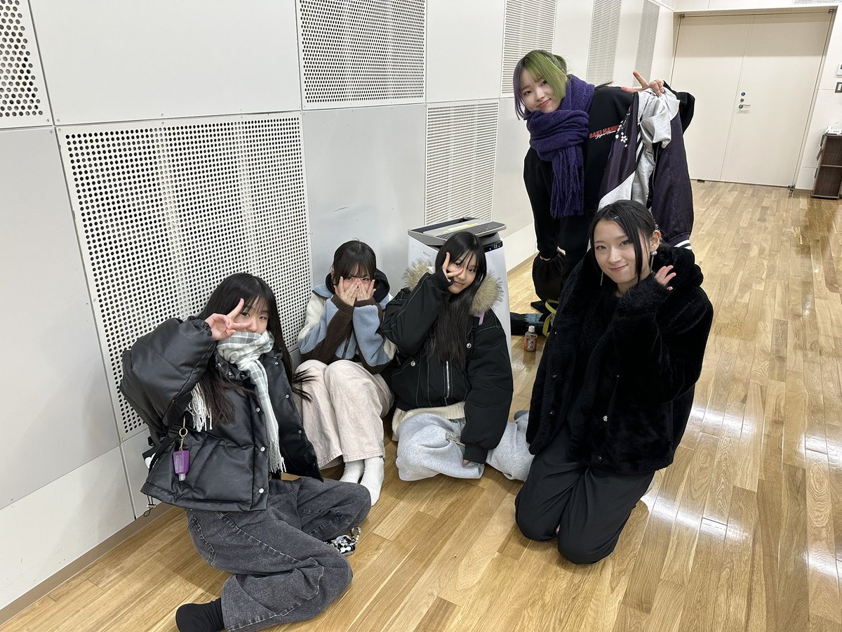 【出演情報】
2/1（日）ヤングステージコレクション
📍印西市文化ホール
🕑14:00開演

オープニングアクトで出演します！
終演後はグッズ販売もあります✨
ぜひご来場ください🎤

#ヤングステージコレクション #印西 #ライブ情報 #vividprism