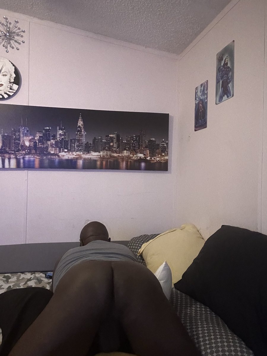 Hubbycubby81's tweet photo. @Abear_Jcubby always hungry for my man https://t.co/9NOFiX0Eew