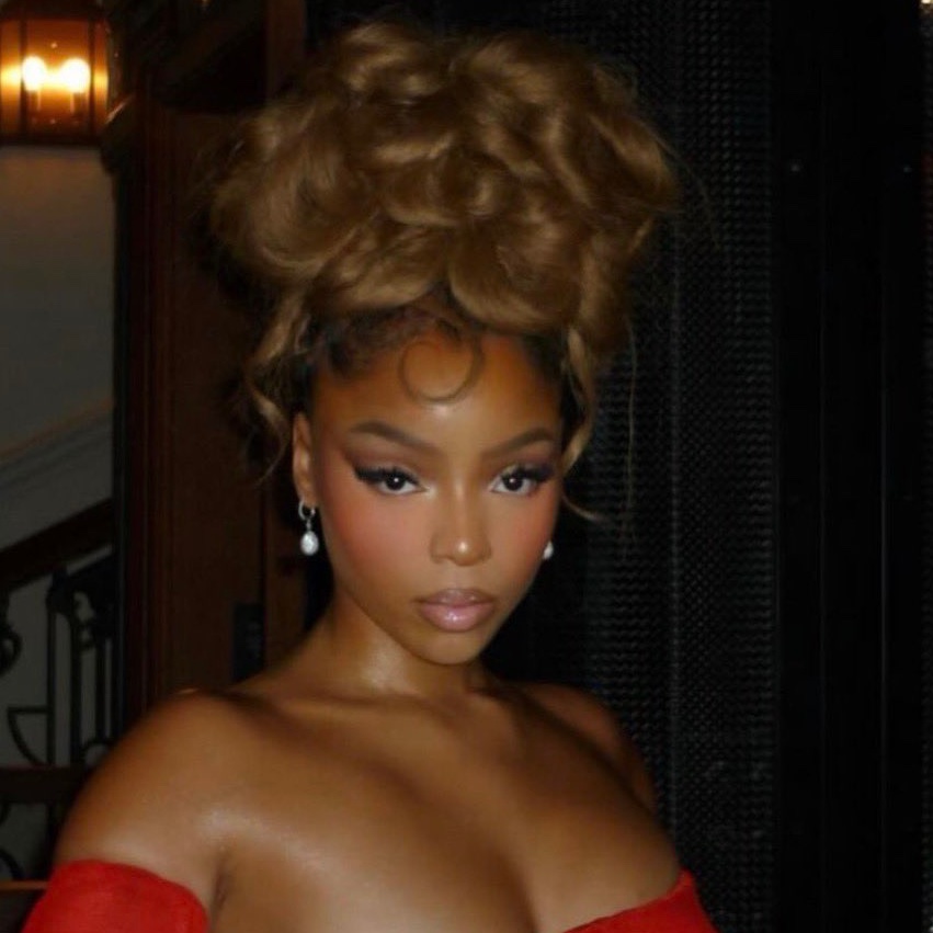 HausofSweets's tweet image. That’s an Esther mug. I don’t even need to go check