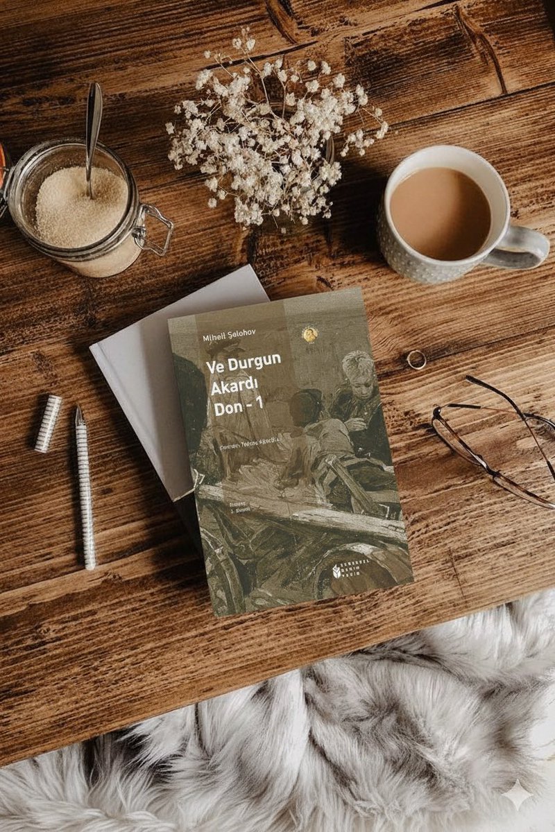 okkibby's tweet photo. 30 gün aralıksız kitap okuyarak sadece bir kitap bitirebilmiş olmama biraz üzgünüm. Günlük 100 sayfa hedefi koymalıyım sanırım 🥲 kitap okuma İnciri 30. Gün🍀 https://t.co/Aa2pqN53dv