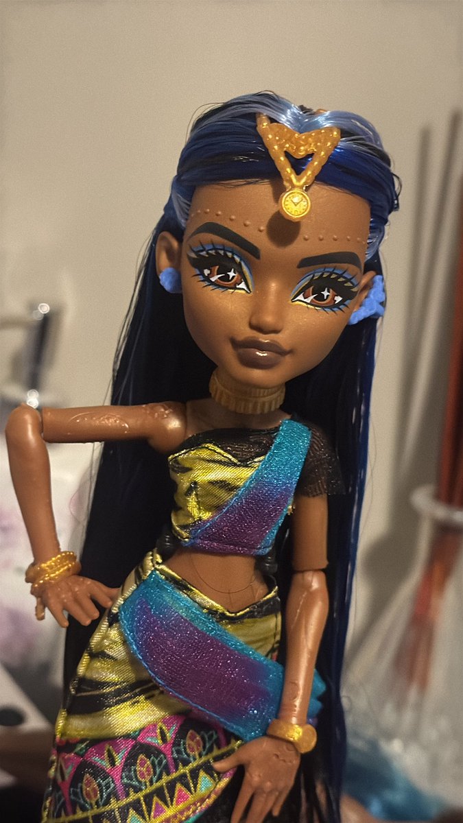GGTheeGorgon's tweet photo. I think i kinda chewed a bit.... don't mind Nefera's clothes it was for the vision https://t.co/iShhCJZ0i5