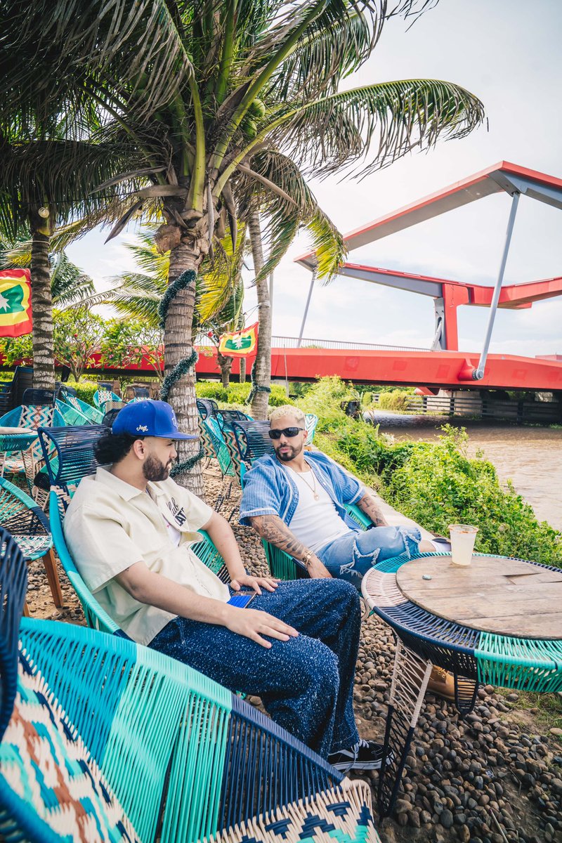 Lindy Muñoz tweet media