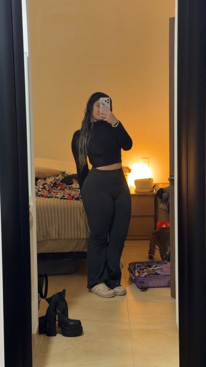 GirlOfNox tweet media