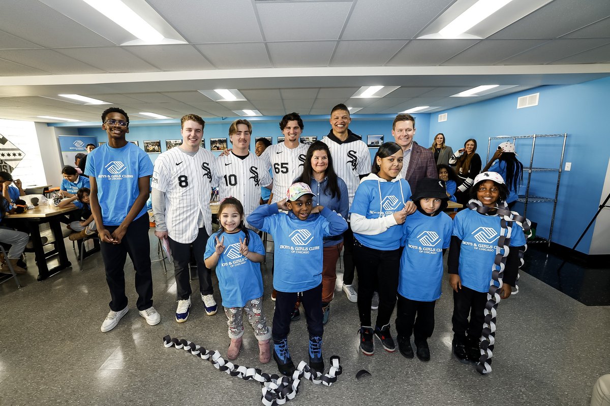 This afternoon, kids from the Bartlett J. McCartin Boys & Girls Club gave Davis, Chase and Kyle a tour of the newly renovated Art Makerspace 🎨🎭