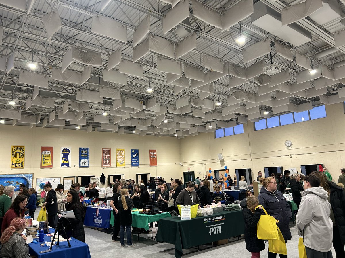 Dana Triantafillos tweet media