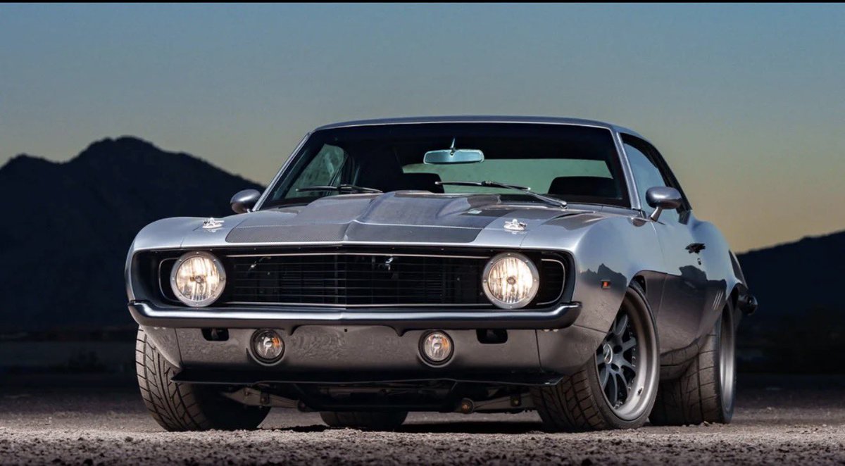 Draghub1's tweet image. 1969 Camaro 🇺🇸 

Dope or Nope? 👇
#Chevy #Camaro