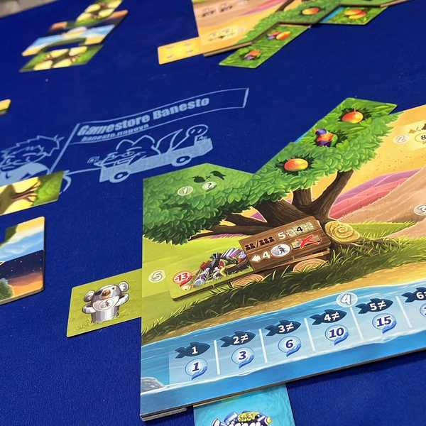 マンゴーの木の下で」は、オーストラリアの荒野でマンゴーの樹を再生