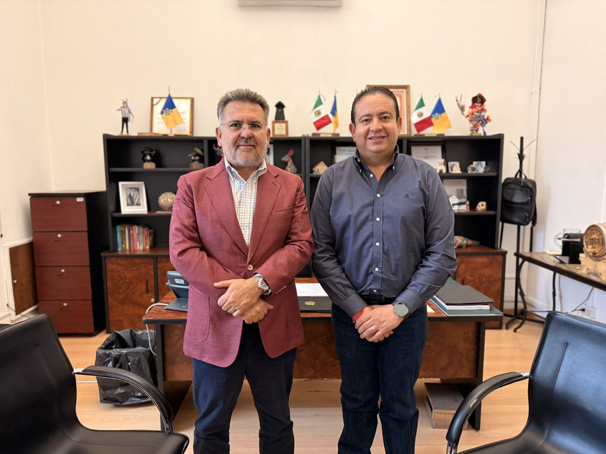 MemoMedranoB's tweet photo. Sesionamos la primera mesa técnica de vivienda de este 2026 en coordinación con SEDATU, INFONAVIT, INSUS y CONAVI. También recibí a los Presidentes Municipales de Cocula y Autlán de Navarro, para darle seguimiento a los programas de vivienda y apoyo a la misma. https://t.co/GeyvEbQtPp
