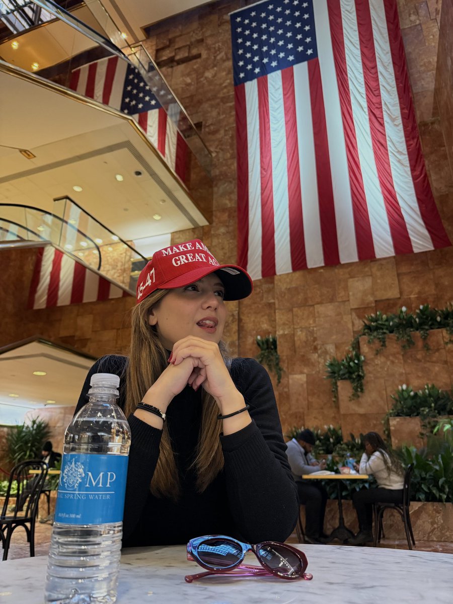 Olivia Gagliesi tweet media