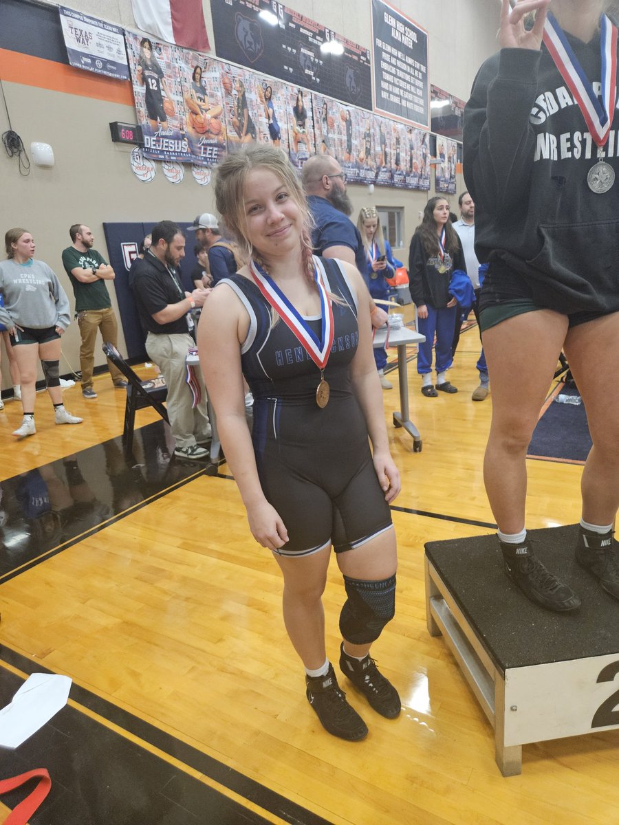 Hendrickson Hawk Wrestling tweet media